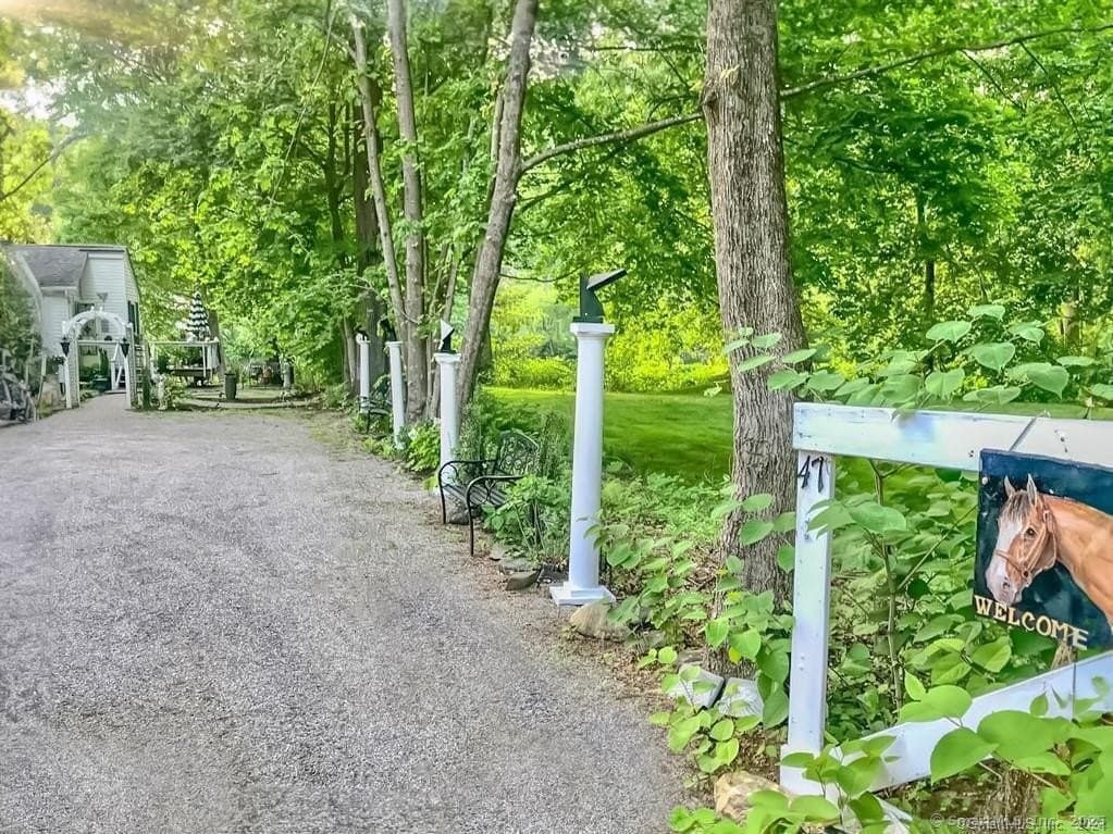 47 Johnson Rd
