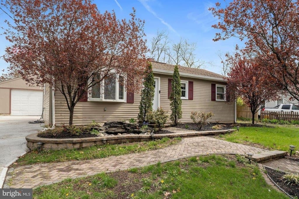 211 Scammell Dr