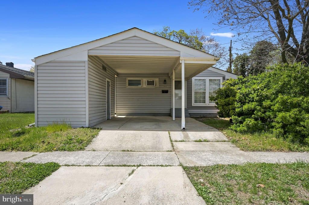814 New Castle Ave