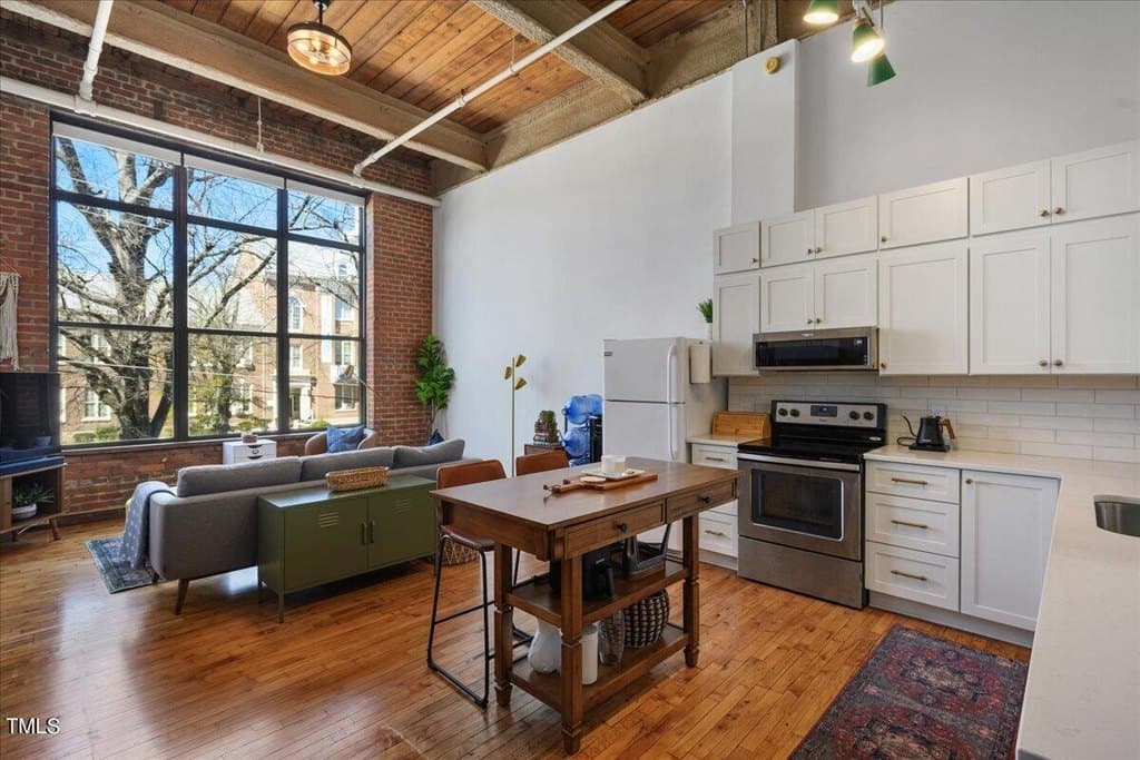 500 N Duke St Apt 54-203
