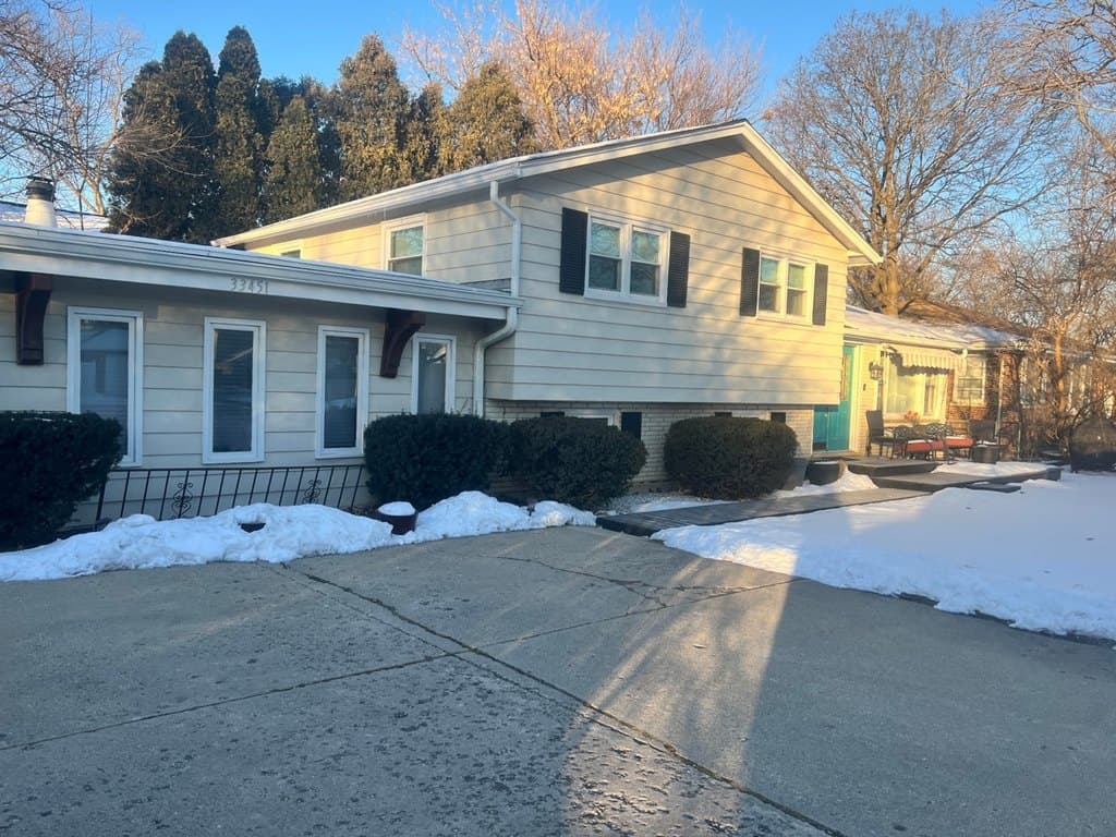 Rental listing