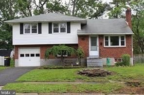 423 Roseanna Ave