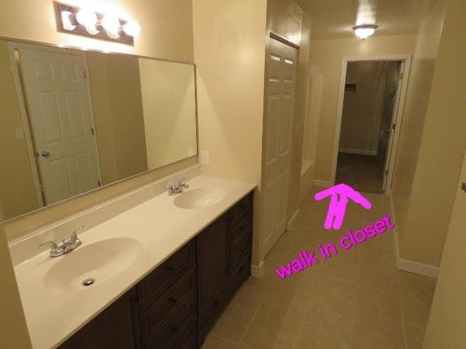 400 E Jefferson St Apt 203