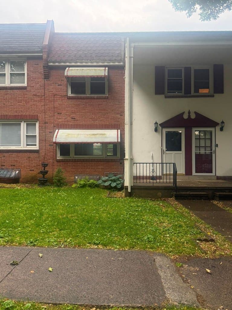 333 Linden Ln