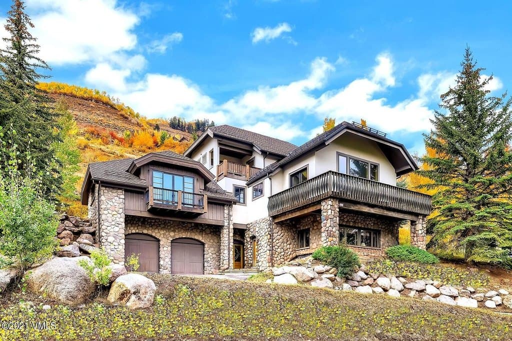 1159 Sandstone Dr