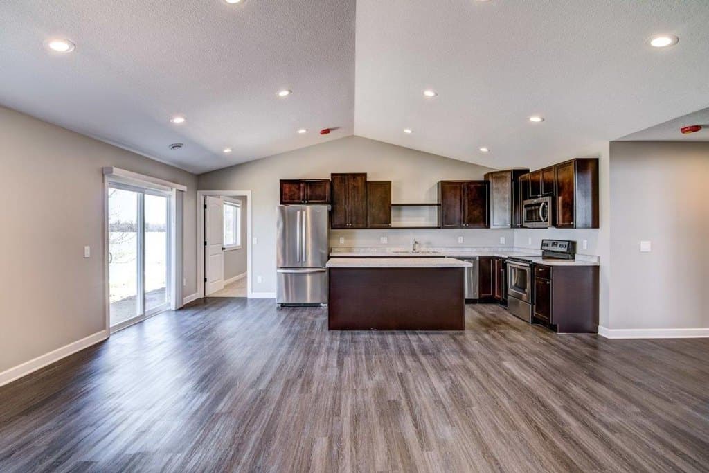 1355 Blue Jay Pl