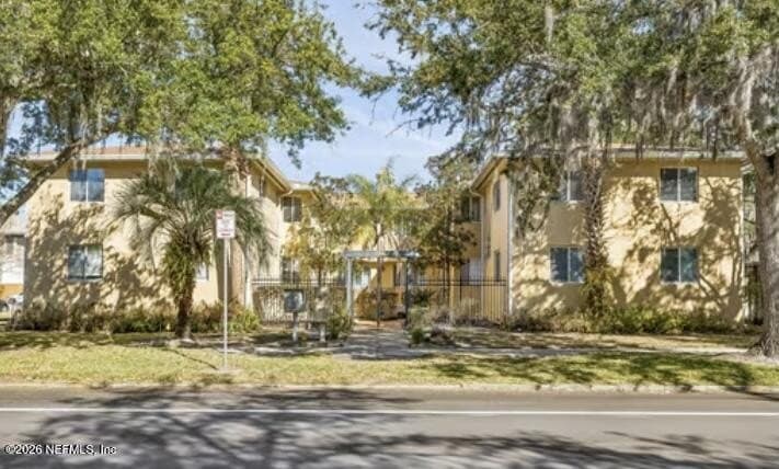 2159 Riverside Ave Apt 7