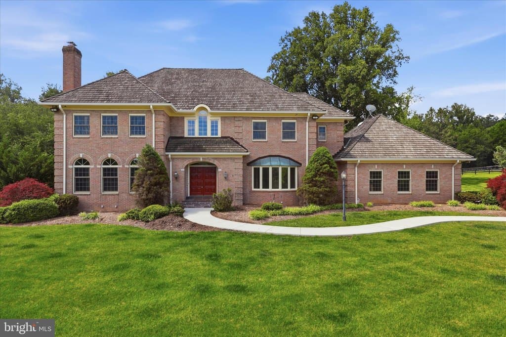 1051 Kelso Rd