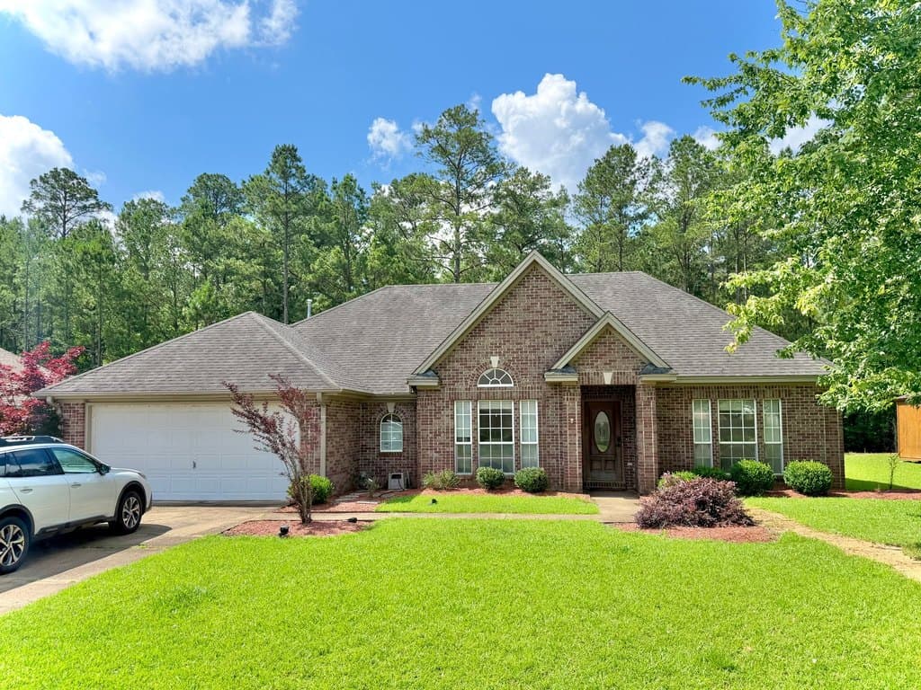 73 Hazelnut Cir