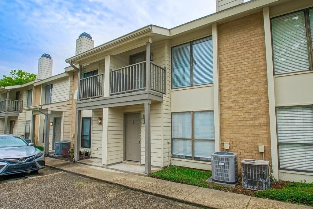 5110 Butter Creek Ln Apt 6