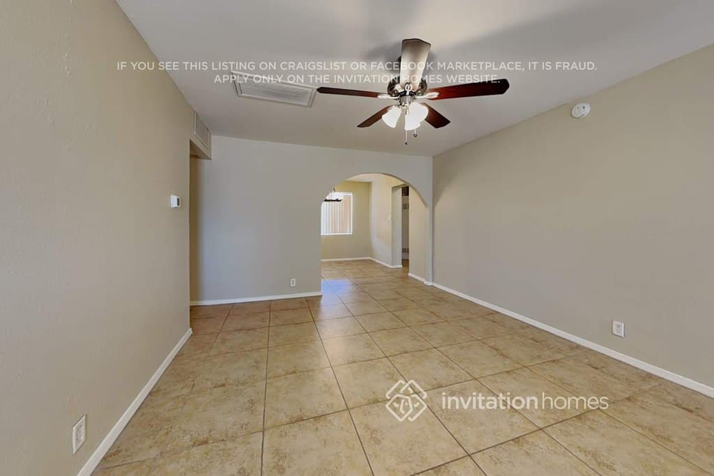 1215 E Winter Dr