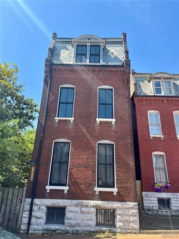 1010 Allen Ave Unit 2F