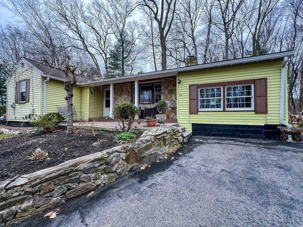 56 Rockridge Rd