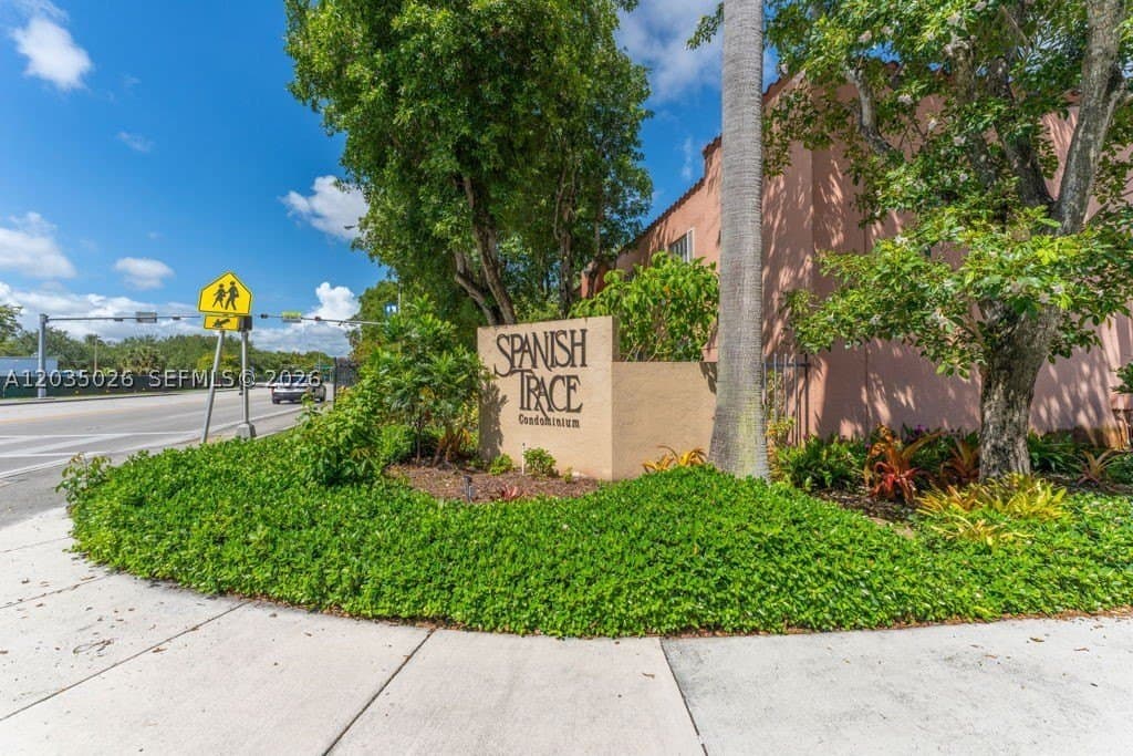 10832 N Kendall Dr Unit U1