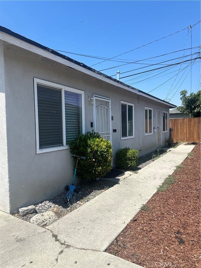 3297 Tenaya Ave