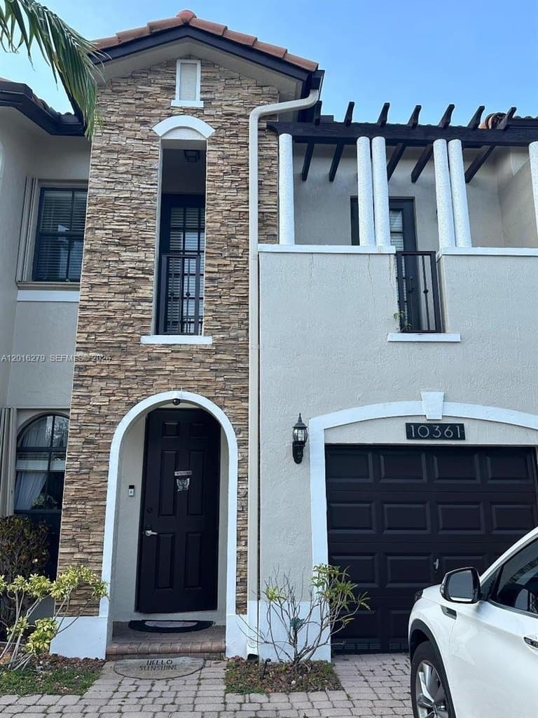 10361 NW 32nd Ter Unit 0