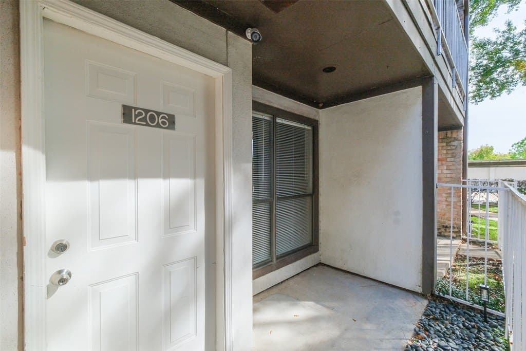 6633 W Airport Blvd Apt 1206