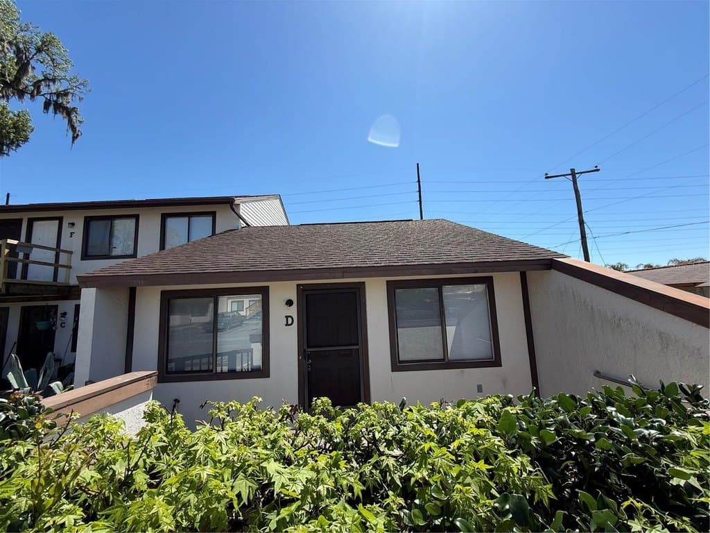 3032 SE 5th Ter Apt D