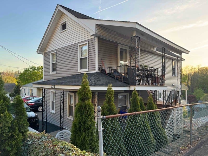 123 Lakeview Ave Apt 2