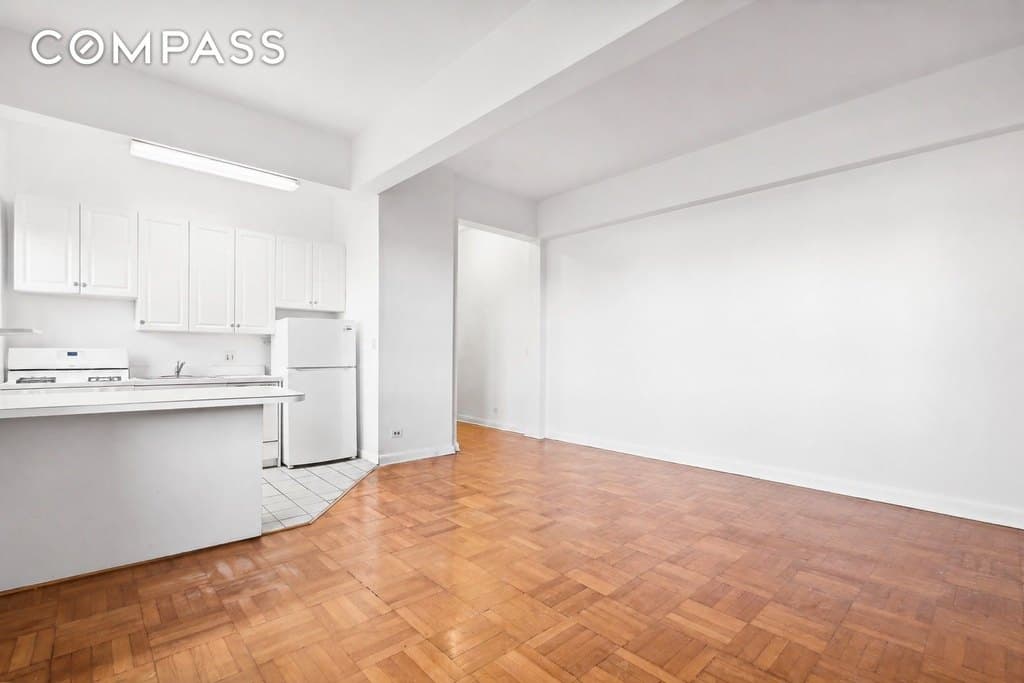159-00 Riverside Dr W Unit 1K70