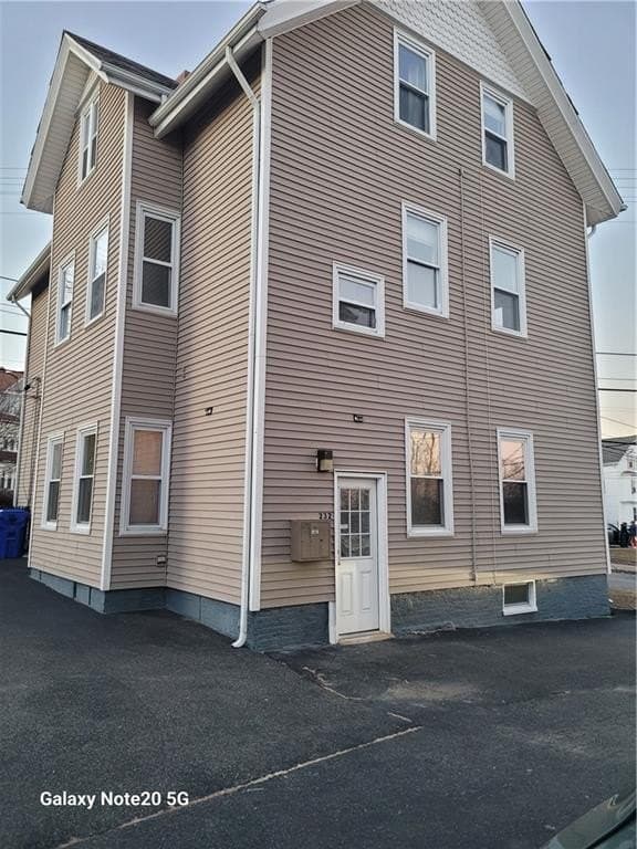 230 Pawtucket Ave