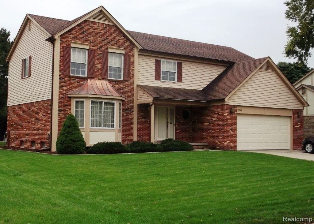 720 Shelley Dr