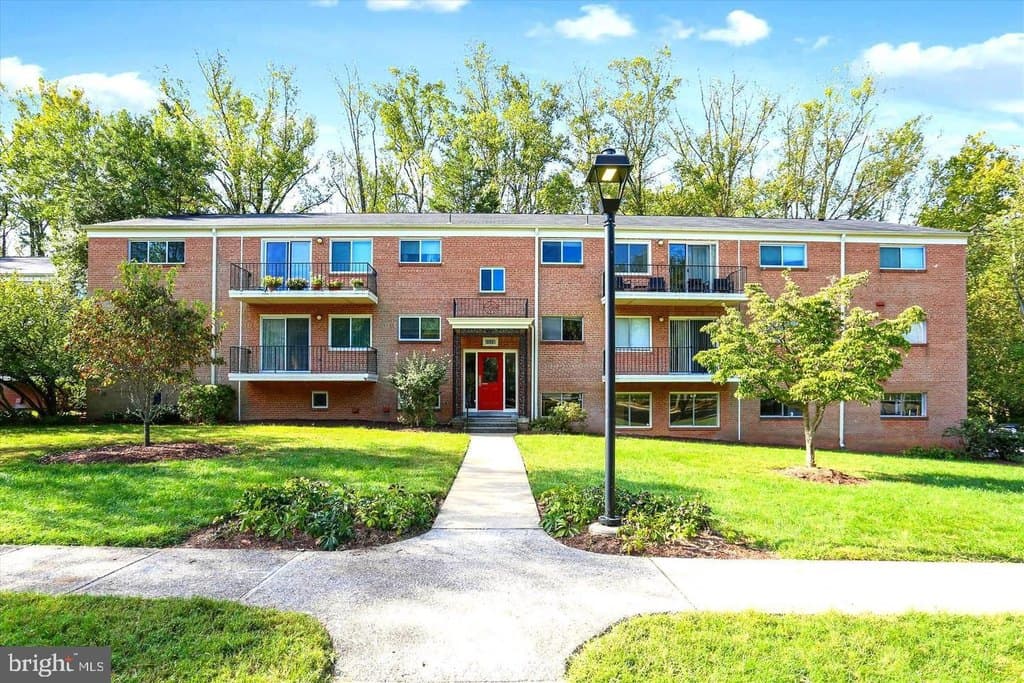 10601 Weymouth St Apt 4