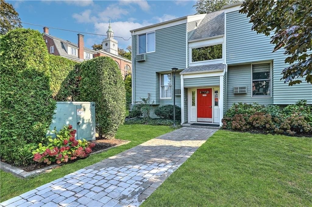 274 S Main St Apt 28