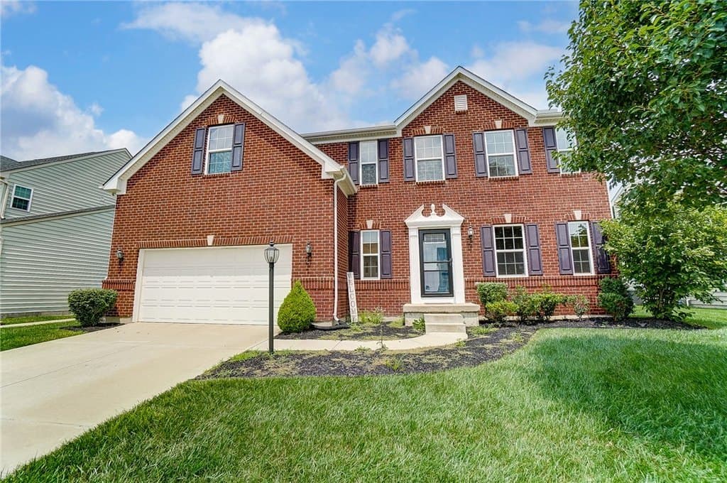 537 Recess Dr