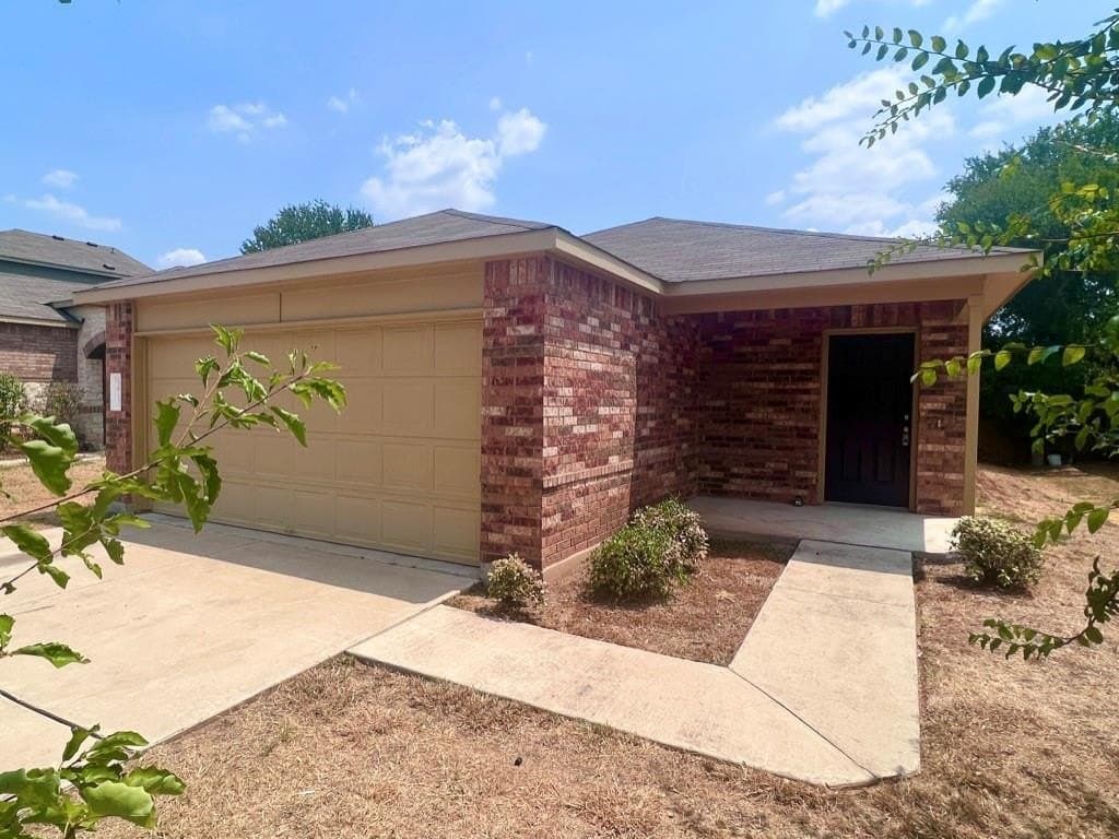5813 Knoll Pines Pass