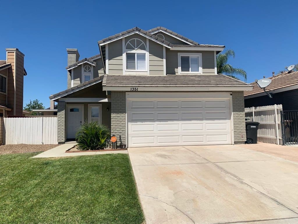 1351 Christobal Ln