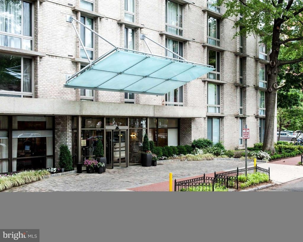 950 25th St NW Apt 407N