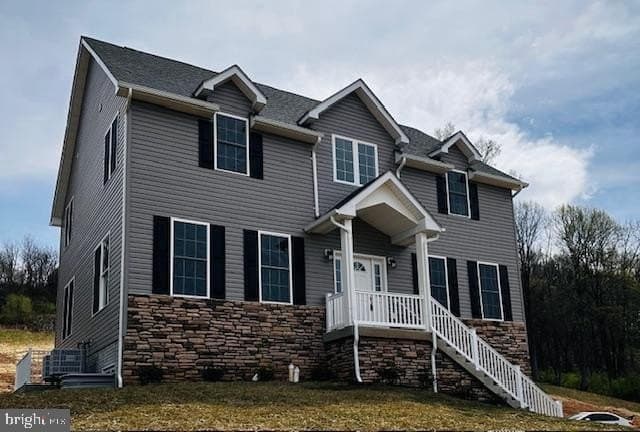 1260 Elm St
