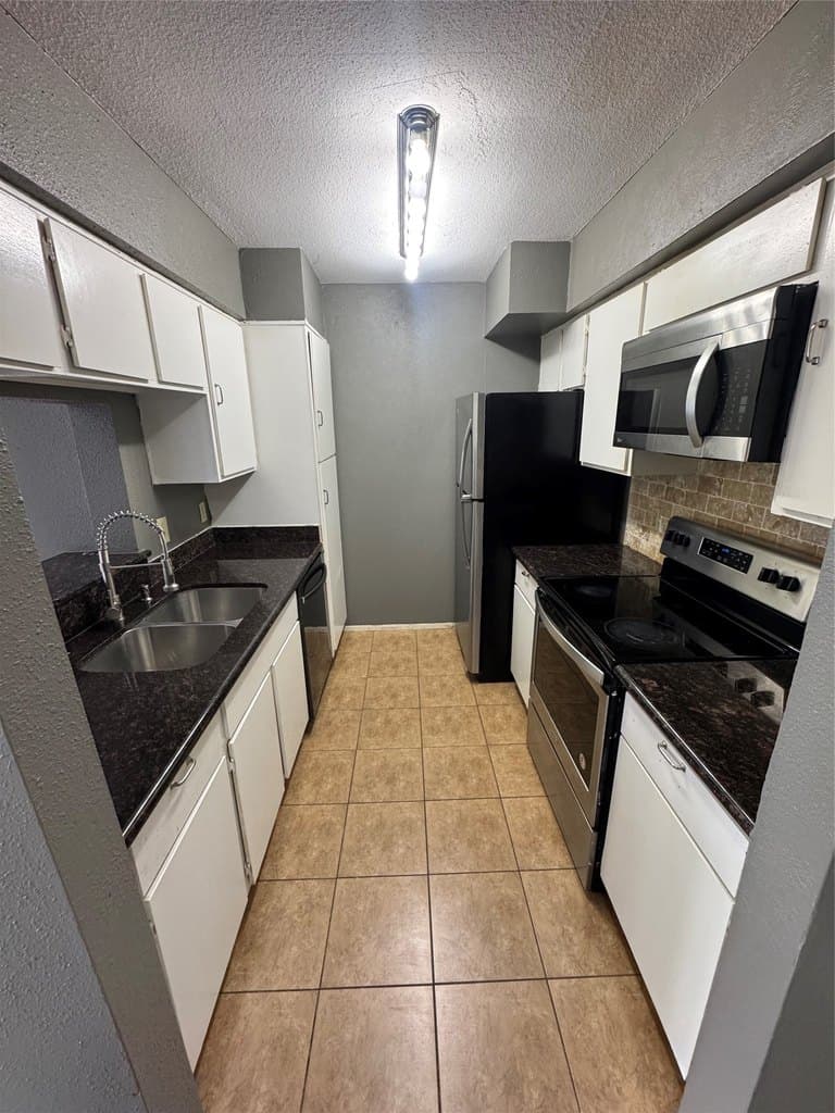 6633 W Airport Blvd Apt 810