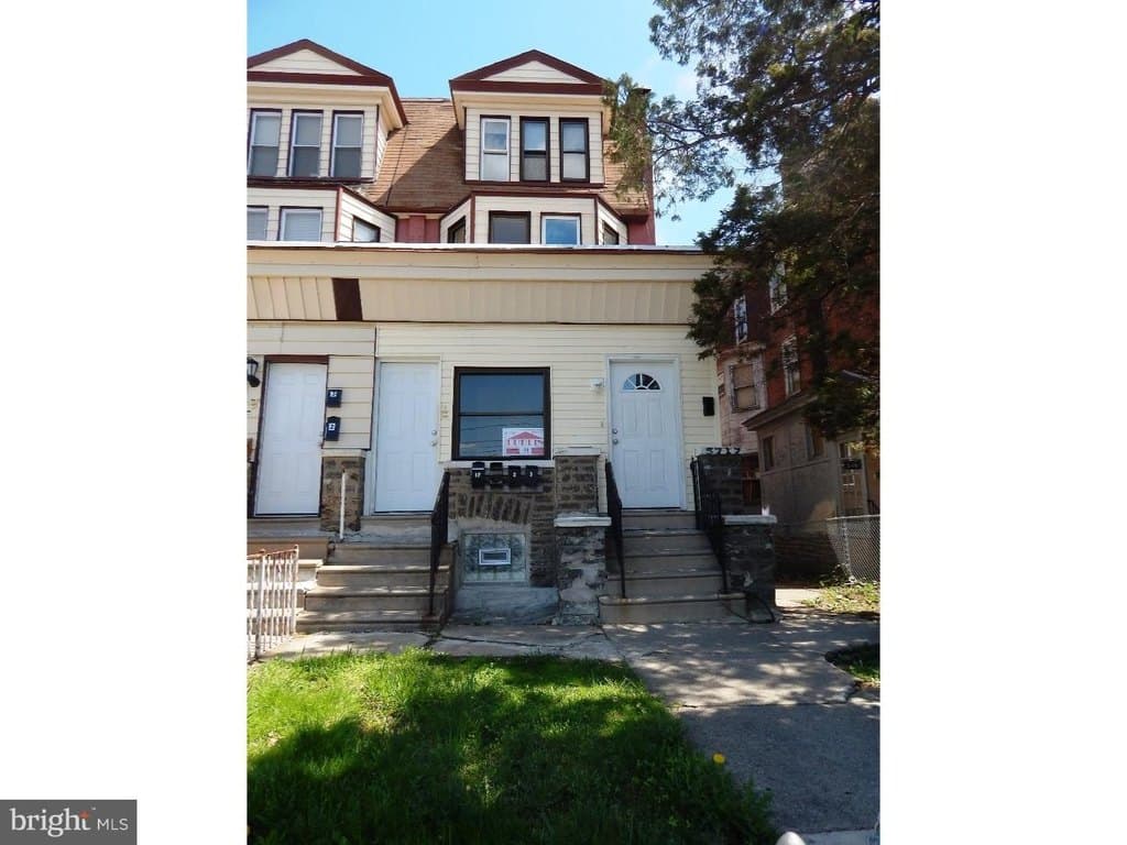 5717 N Park Ave Unit Rear