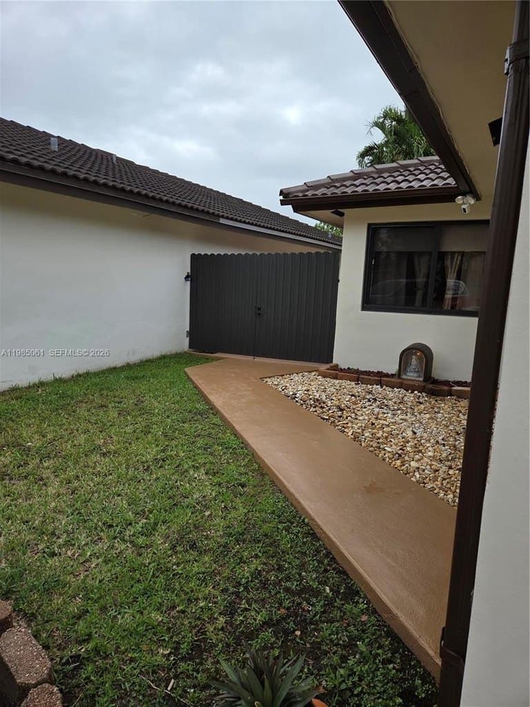 Rental listing