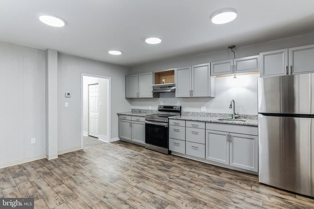 312 Pine St Apt 2
