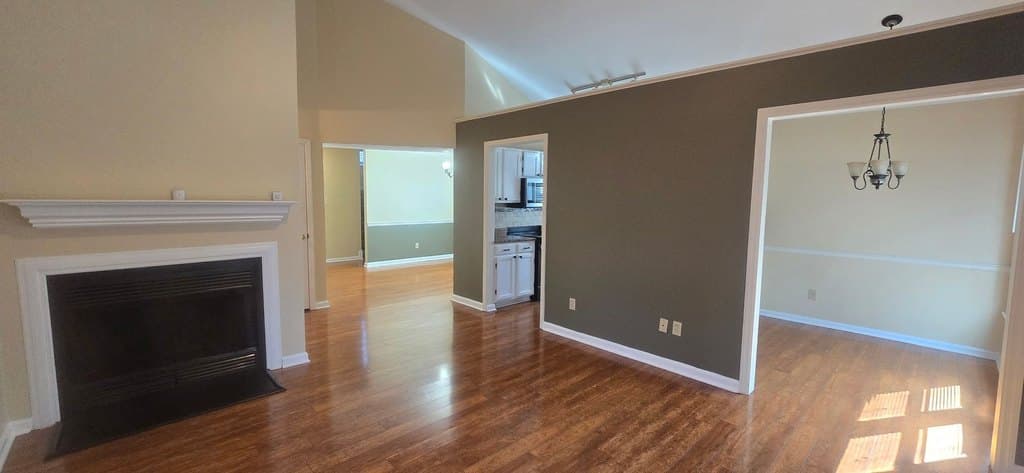 3313 Fort Harrods Ct