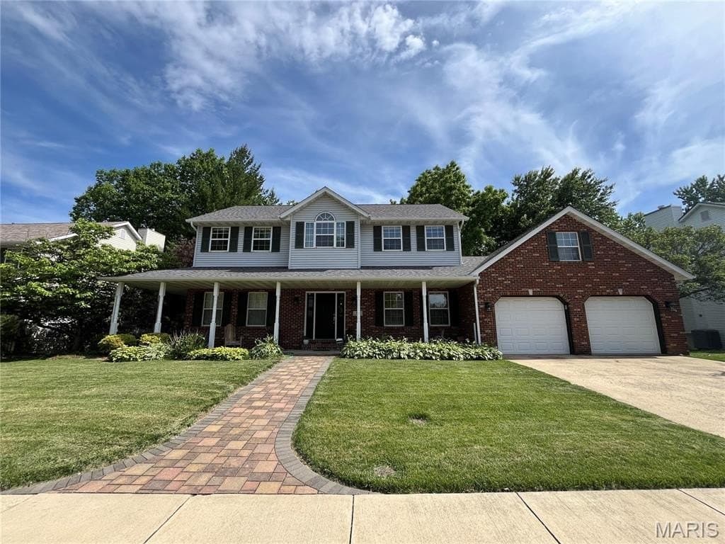 111 Knob Creek Ln