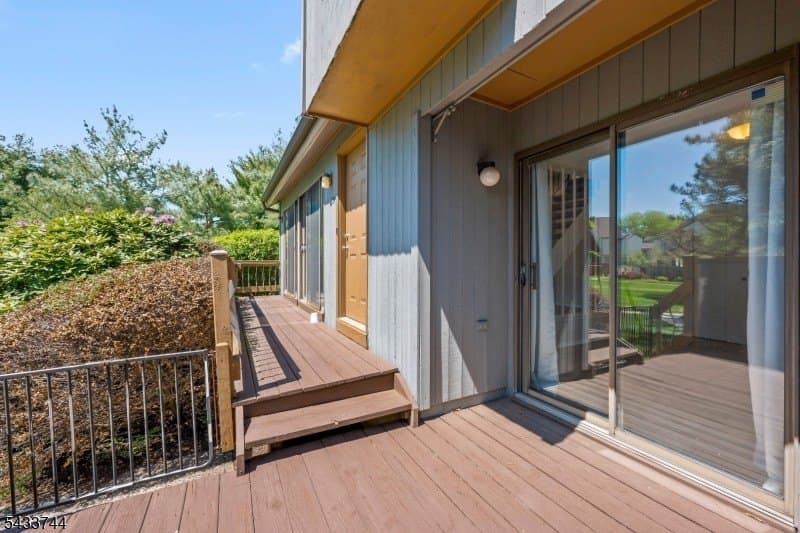 30 Chestnut Ct