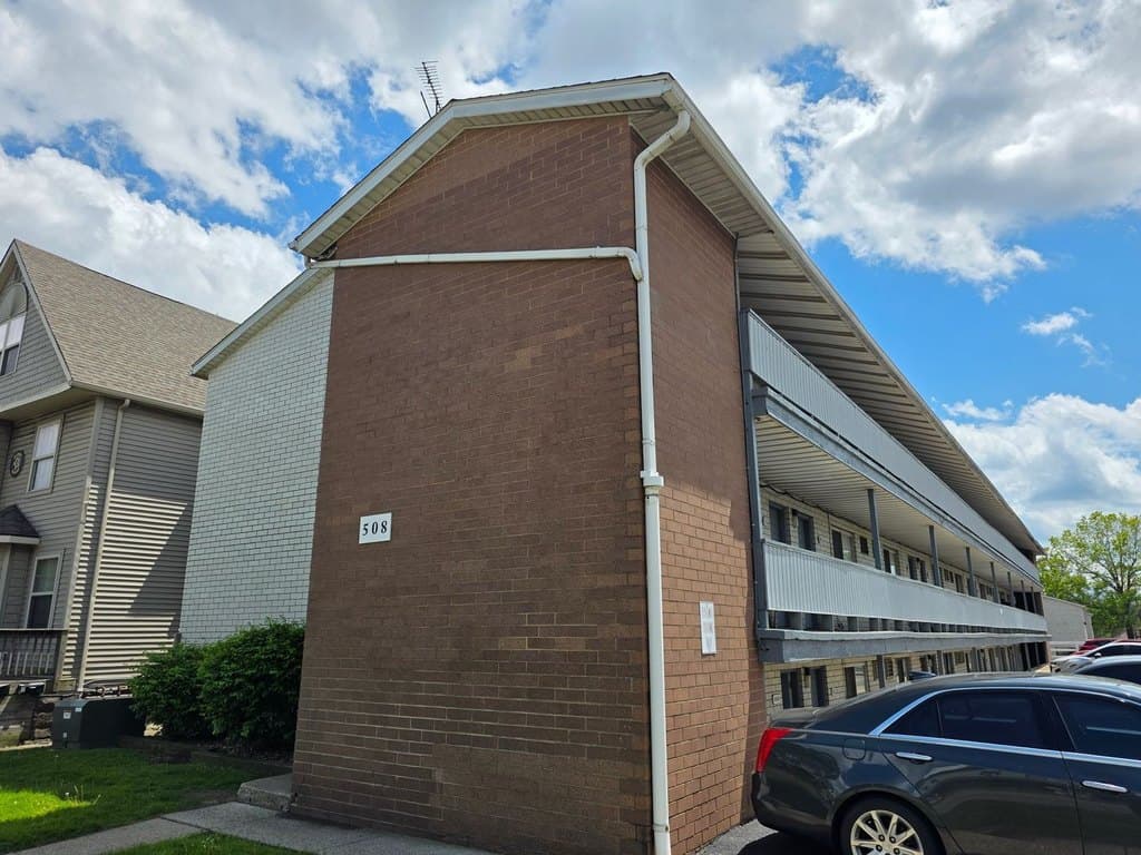 508 E Buchtel Ave Apt 1D
