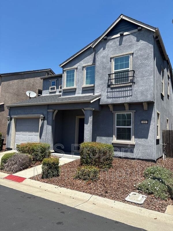451 Ashwick Loop