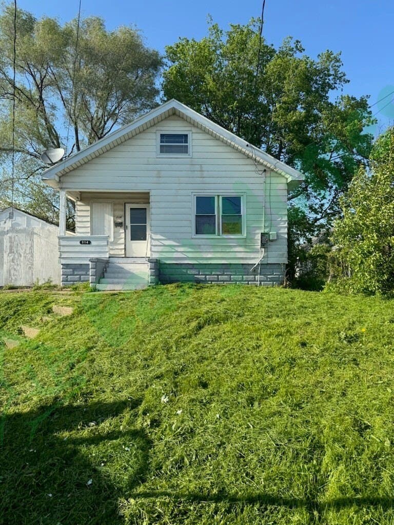 314 Leland St