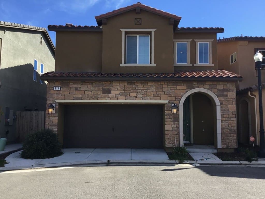 229 Sunset Dr S