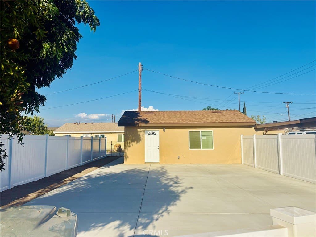 134 E Cluster St Unit 2