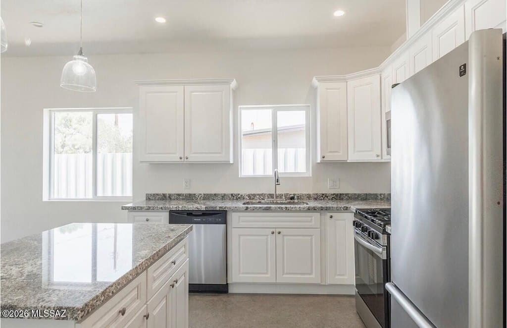4153 E Bermuda St Unit 2