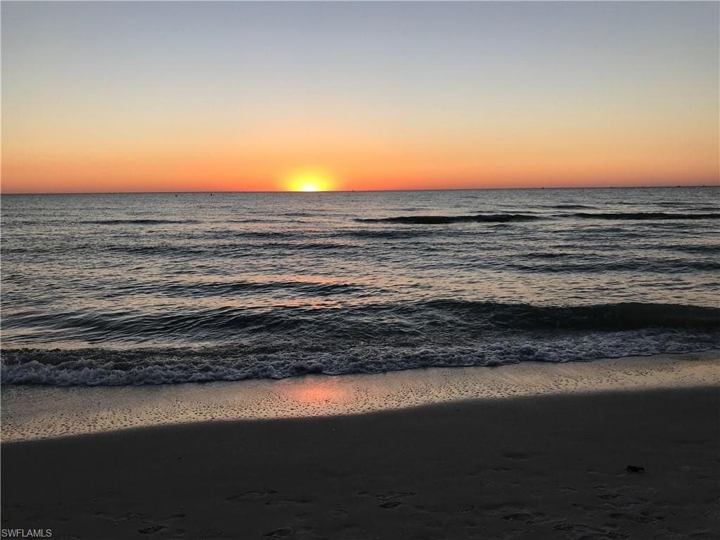 1930 Gulf Shore Blvd N Unit 302A