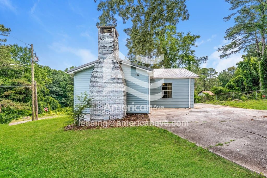 552 Garst Dr