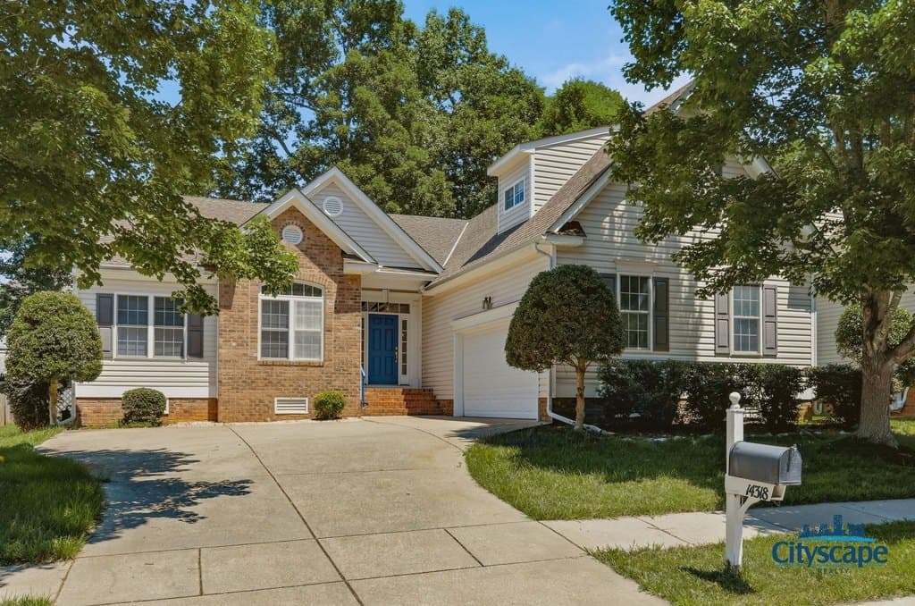 14318 Forest Row Trl