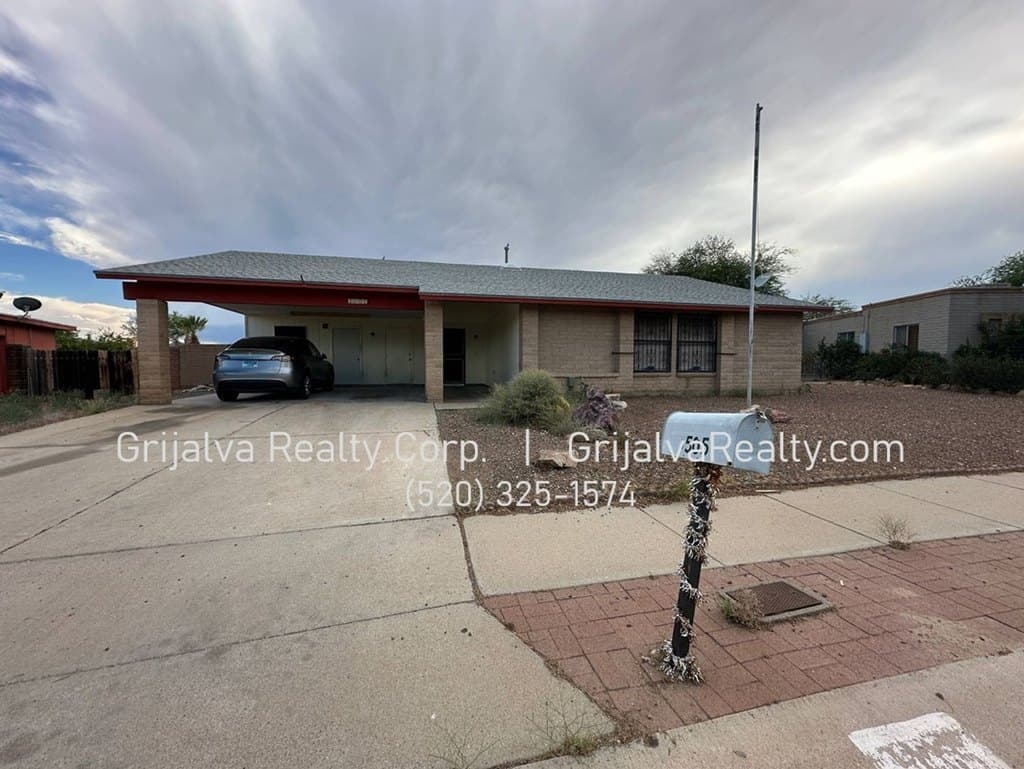 3505 W Alana Ln